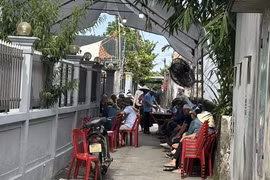 Điều tra vụ em vợ đâm anh rể tử vong trong lúc xem bóng đá