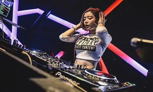 DJ nhí nhảnh Soda hồi hộp khi sắp được gặp fan Việt