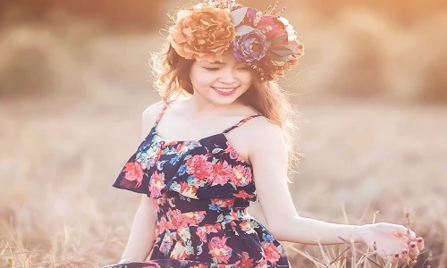 Nữ sinh ĐH Nông lâm người đẹp như tên, kiếm tiền như máy