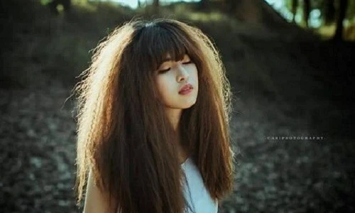 Hot girl má lúm Đắk Lắk chụp ảnh bảo vệ môi trường