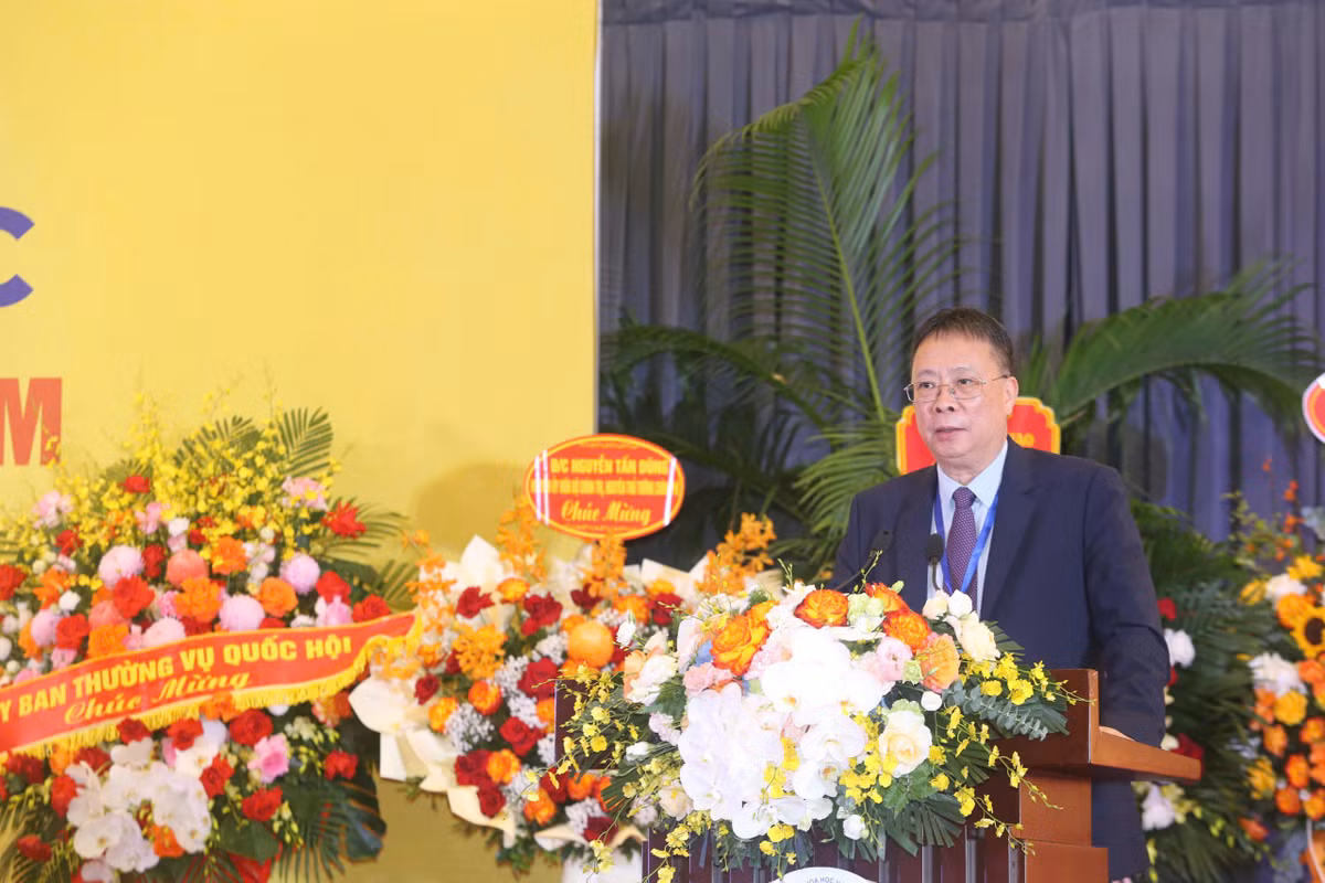 gsvs-chau-van-minh-3.jpg