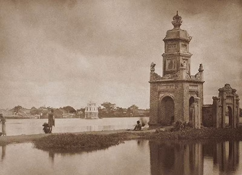 thap-hoa-phong-thoi-xa-xua.jpg