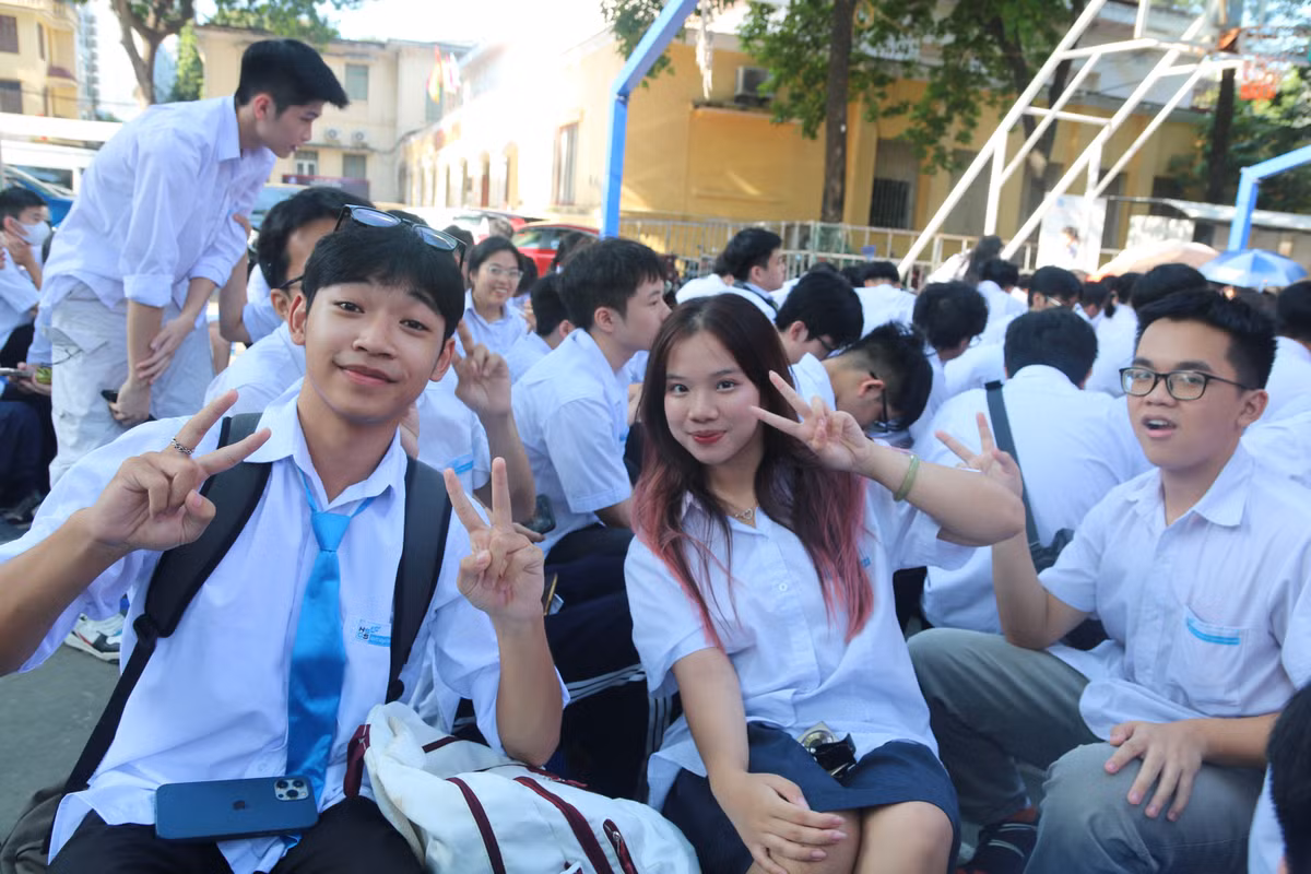 chuyen-khtn.jpg
