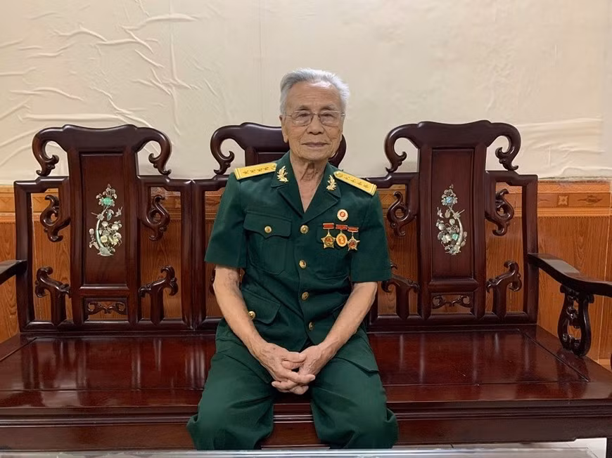 le-van-tinh.jpg