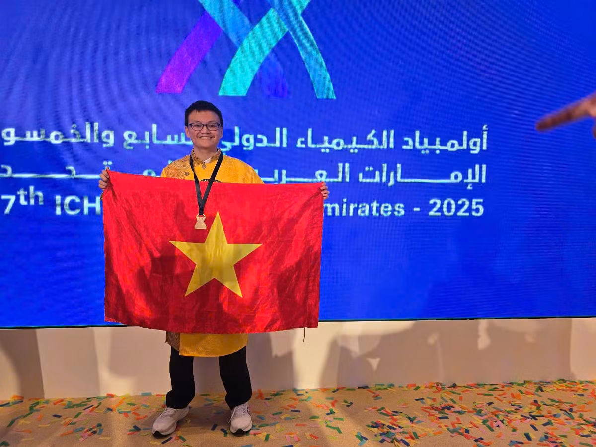 nguyen-hoang-khoi.jpg