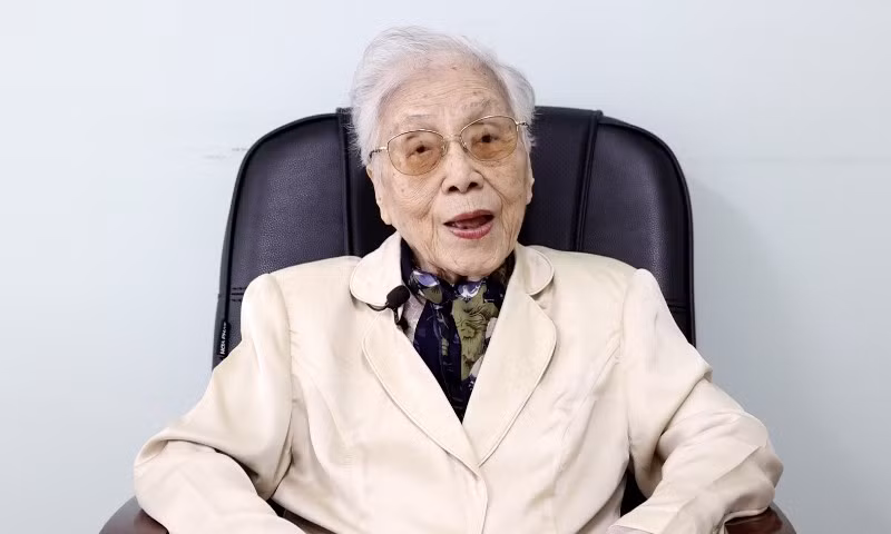 nguyen-thi-binh-2.jpg