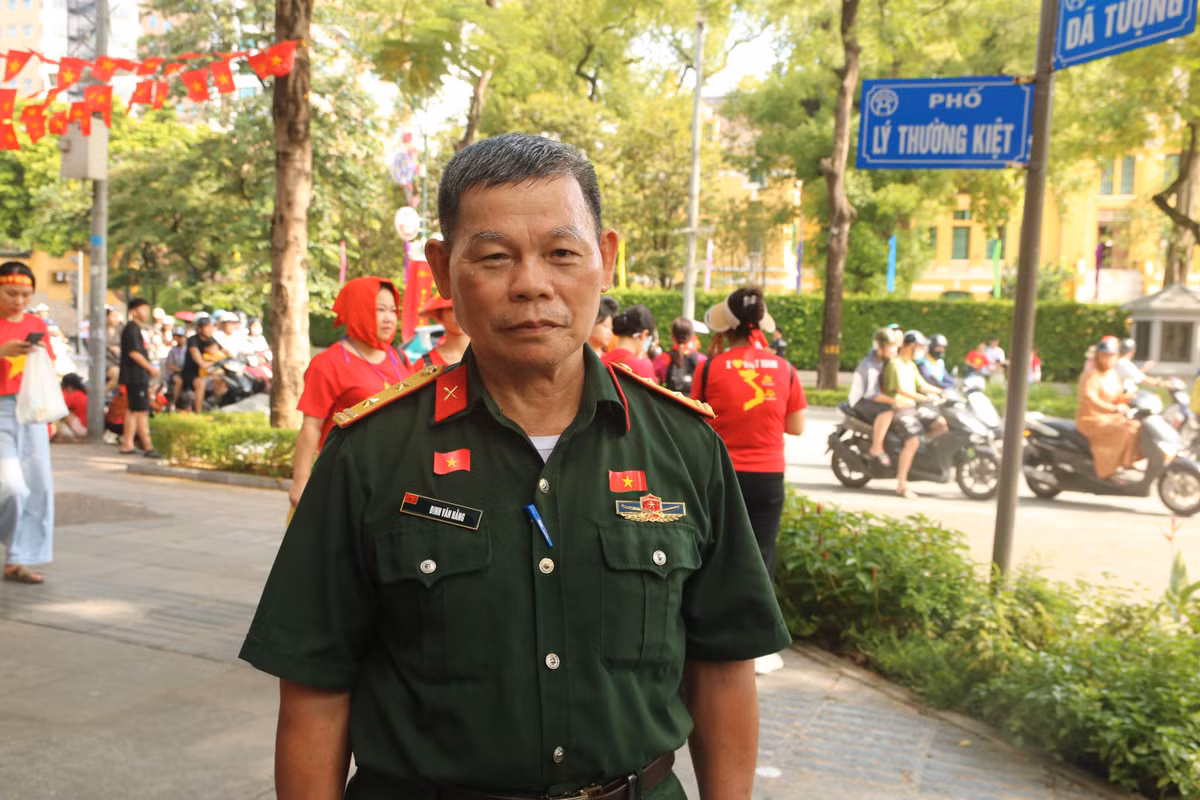 bac-hang.jpg