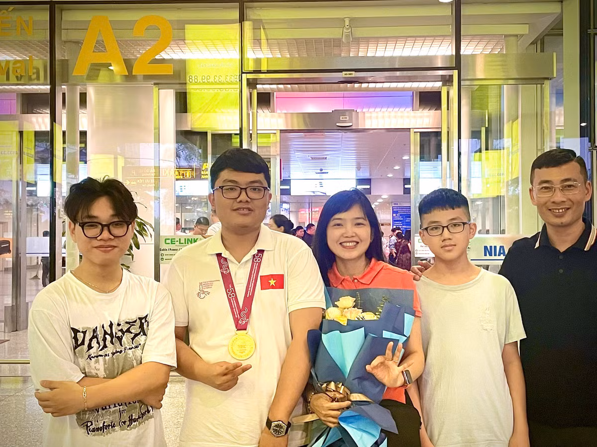 z6814361028747-c1de751310aee7772d7be84929f7c592.jpg