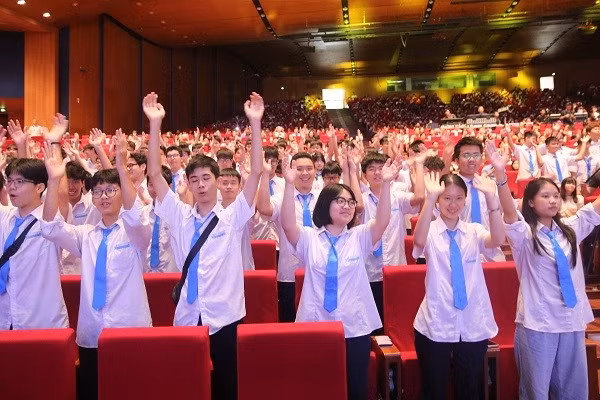 chuyen-th.jpg