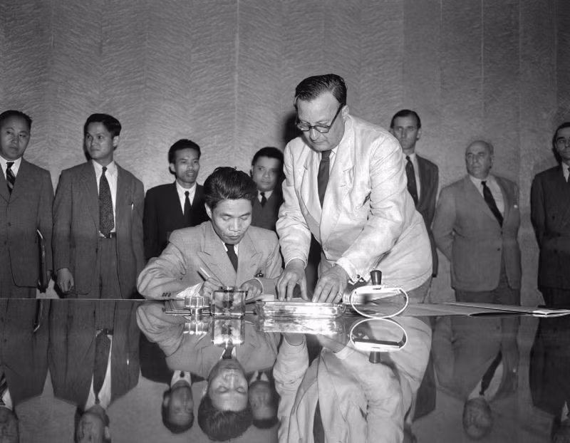 gs-ta-quang-buu-2.jpg