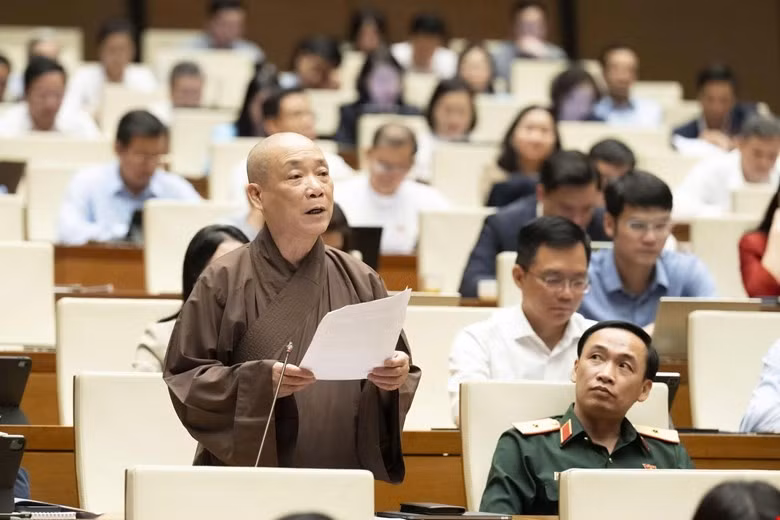thich-bao-nghiem.jpg