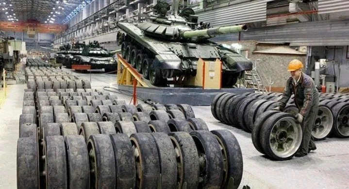 Nga tuyên bố biên chế 2.100 xe tăng năm 2023, phương Tây nghi ngờ