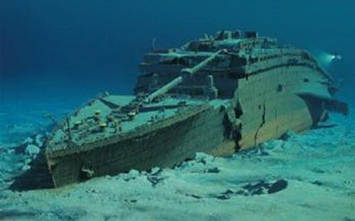 Choáng với hình ảnh chưa từng được công bố về xác tàu Titanic