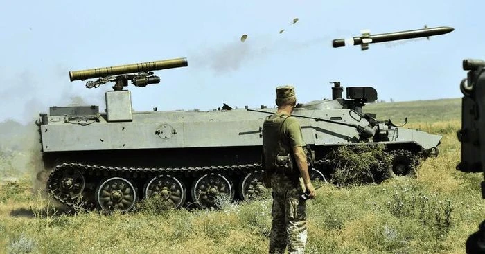 Uy lực tổ hợp chống tăng tự hành Shturm-SM Ukraine vừa ra mắt