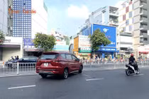Sự cố giao thông ngay ngày đầu phân luồng giao thông đảo chiều ở TP HCM