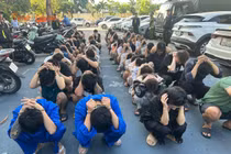 Thời khắc trinh sát tổng tấn công, bắt gọn 140 đối tượng ma tuý