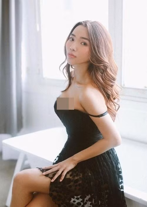 Kim Cương mặc đồ kín đáo hơn ngày chưa gắn bó với ca sĩ Ưng Hoàng Phúc. Ảnh: FB Kim Cương.