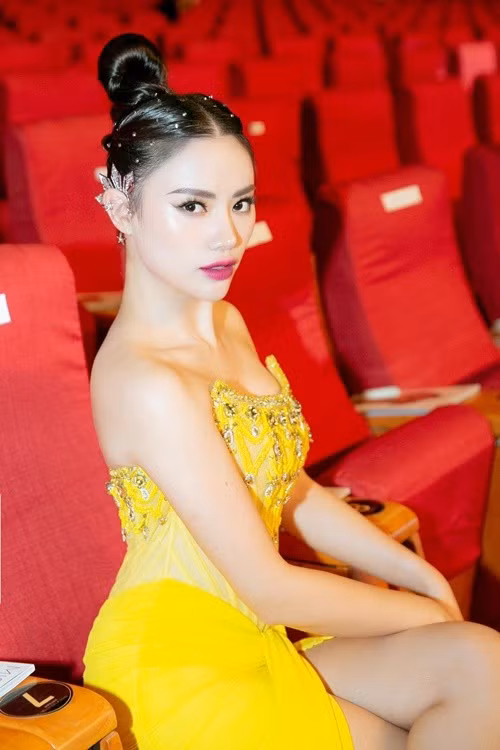 Hà Vi Vi cho biết, khi đến Miss Grand Vietnam 2025, cô tin rằng, với kinh nghiệm, sự kiên định và khát khao chinh phục, cô sẽ để lại những dấu ấn đáng nhớ. Ảnh: FB Hà Vi Vi.