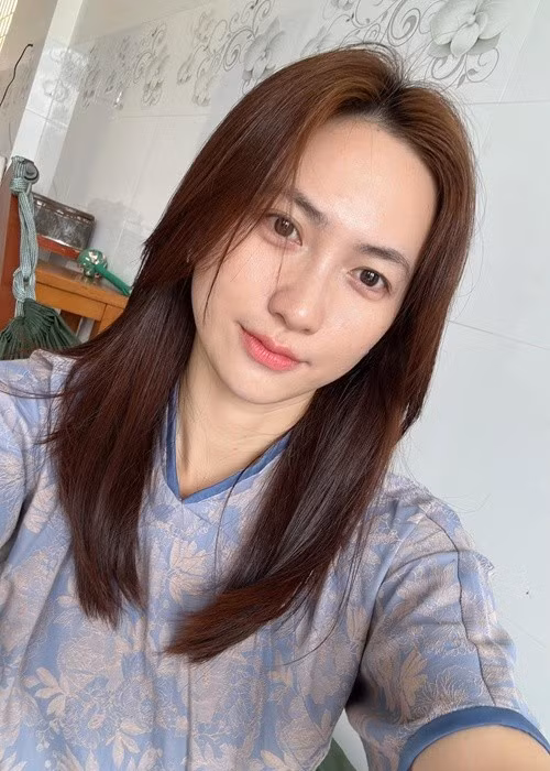 Khán giả nhận xét vẻ đẹp của Phương Anh Đào không quá sắc sảo, nhưng lại tạo cảm giác dễ nhớ nhờ sự hài hòa và cảm xúc. Đây cũng là lý do nữ diễn viên thường được lựa chọn cho những vai diễn có chiều sâu nội tâm trên màn ảnh.
