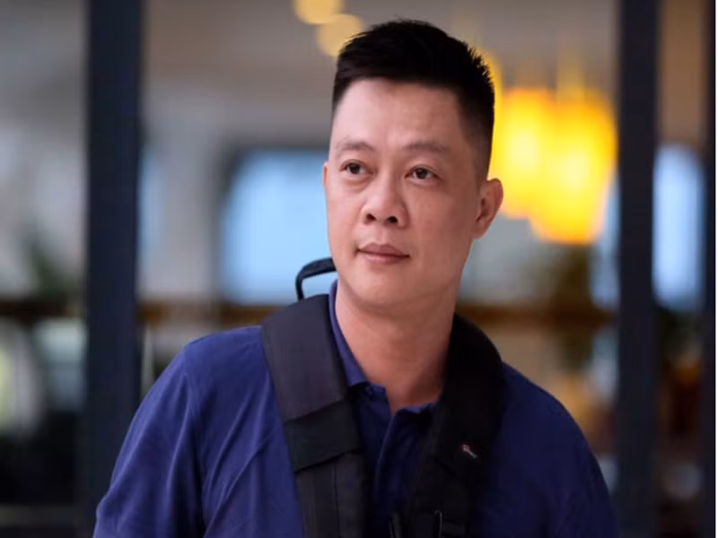 BTV Quang Minh khẳng định, anh bị lừa trong vụ quảng cáo sữa Hiup. Anh còn nhấn mạnh: “Tôi sẽ làm đến cùng để bảo vệ danh dự cá nhân và để không ai còn trở thành nạn nhân của các nhãn hàng bẩn trong những vụ việc tương tự”. Hiện tại, nam MC chưa chia sẻ thêm về việc có khởi kiện nhãn hàng hay không. Ảnh: Dân Việt.