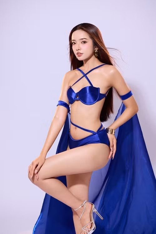 Võ Thị Thanh Bình diện áo tắm hai mảnh khoe đường cong hình thể nuột nà trước thềm chung kết Hoa hậu Việt Nam 2024. Ảnh: FB Thanh Bình.