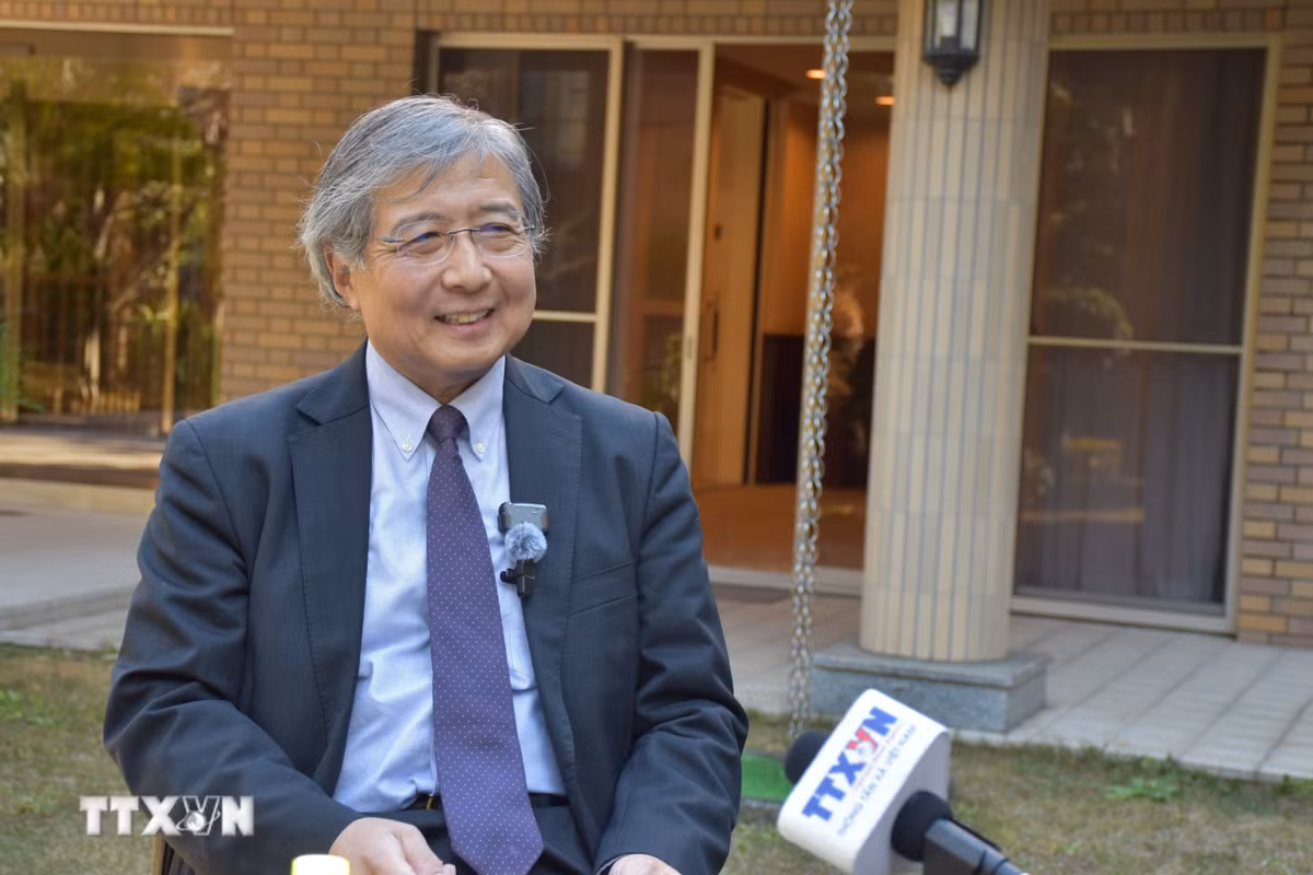 Giáo sư Toshiro Nishizawa. (Ảnh: Phạm Tuân/TTXVN)