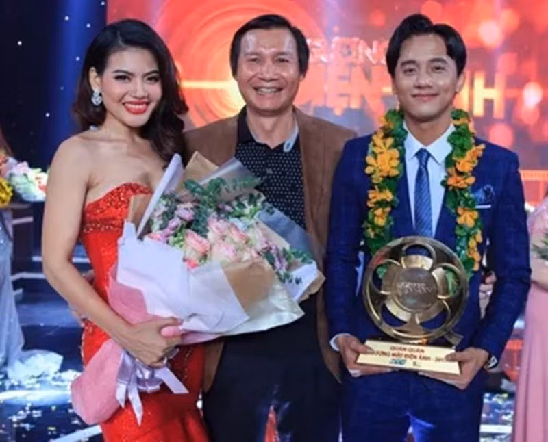 Năm 2017, nam diễn viên đoạt giải quán quân cuộc thi Gương mặt điện ảnh. Ảnh: Sài Gòn Giải Phóng Online.
