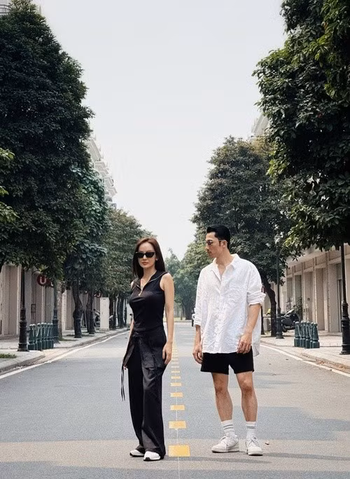 Ngọc Kayla và Liên Bỉnh Phát từng kết hợp trong màn song ca ca khúc “Nhường hạnh phúc cho anh”. Tiết mục nhận được sự quan tâm khi cả hai thể hiện sự ăn ý trên sân khấu.