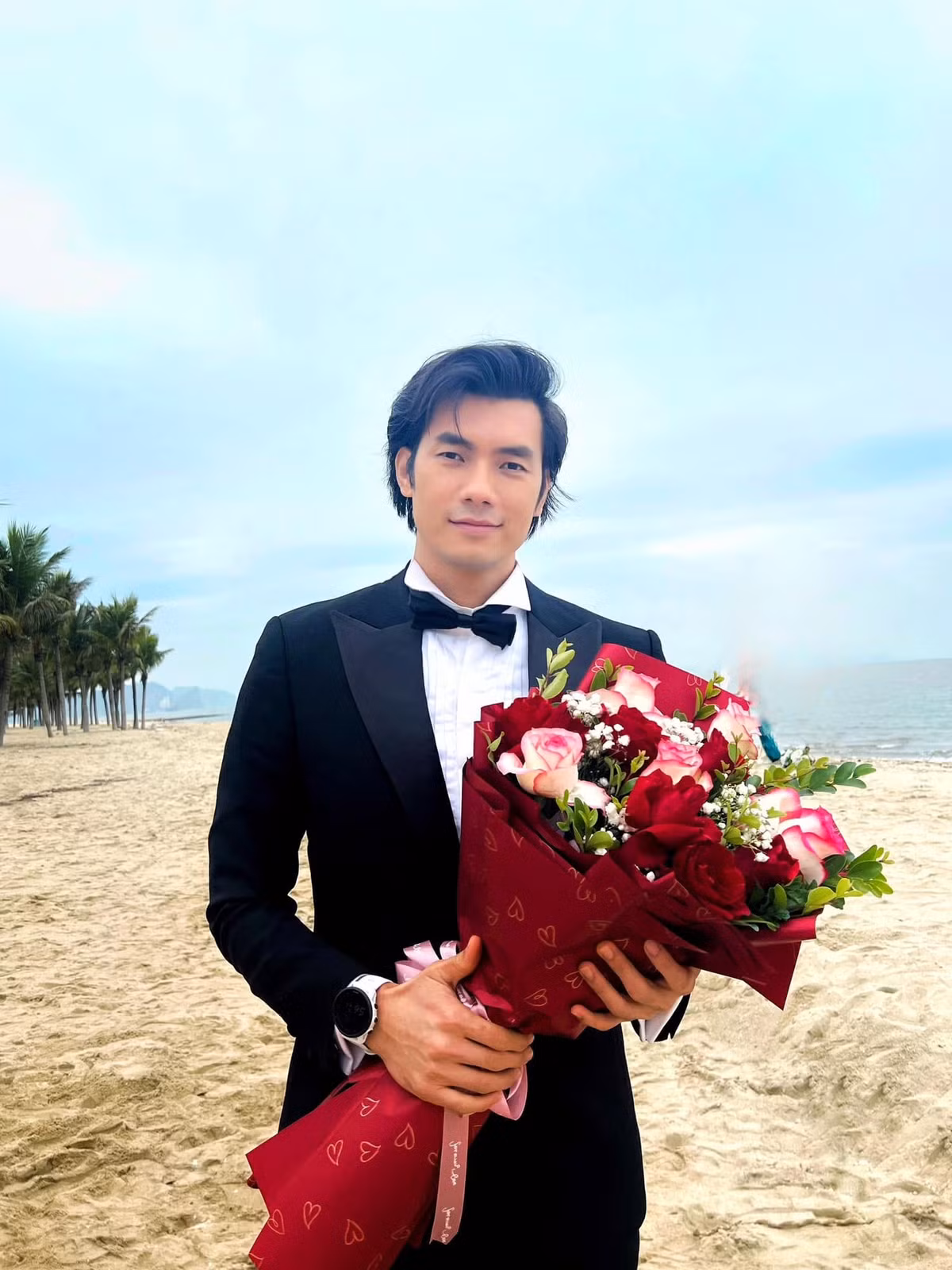 Nam diễn viên ghi dấu qua nhiều phim truyền hình như: “Ngày ấy mình đã yêu”, “Tình yêu và tham vọng”, “Đừng làm mẹ cáu”. Anh thường đảm nhận vai nam chính với hình tượng trưởng thành, điềm đạm và thành đạt.