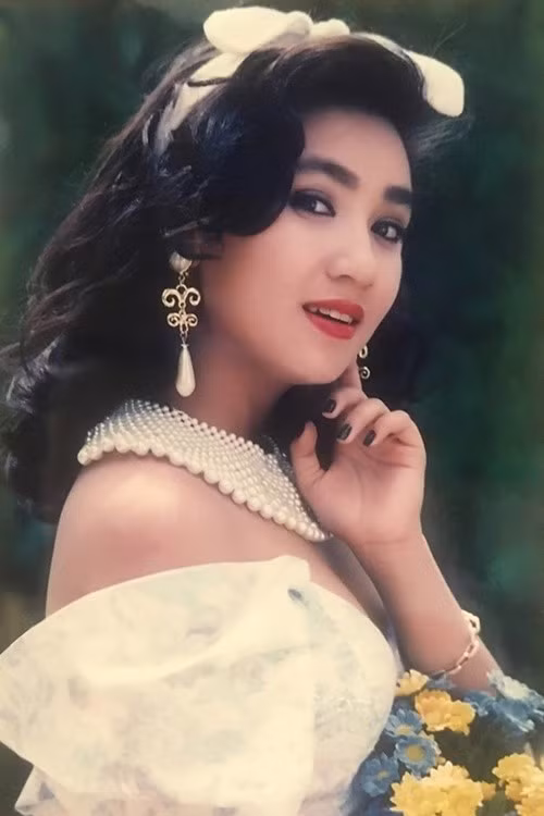 Mẹ Y Phụng là một nghệ sĩ cải lương Kiều Tiên. Ba Y Phụng là NSƯT Minh Phụng. Ảnh: Vietnamnet.