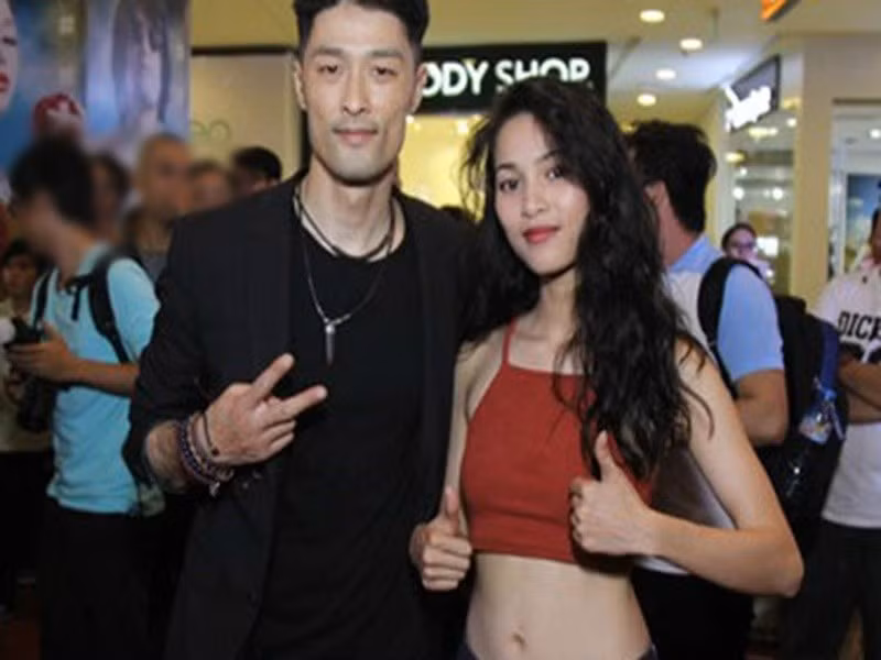 Theo Dân Việt, Nhung Kate và Johnny Trí Nguyễn lần đầu gặp nhau vào năm 2011 khi nữ diễn viên tham gia casting phim Chuộc tội và diễn chung với tài tử một lần. Ảnh: Znews.