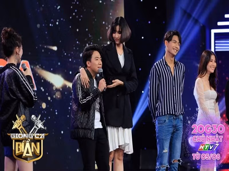 Hồng Xuân tham gia các gameshow, chương trình thời trang. Ảnh: FB Hồng Xuân.