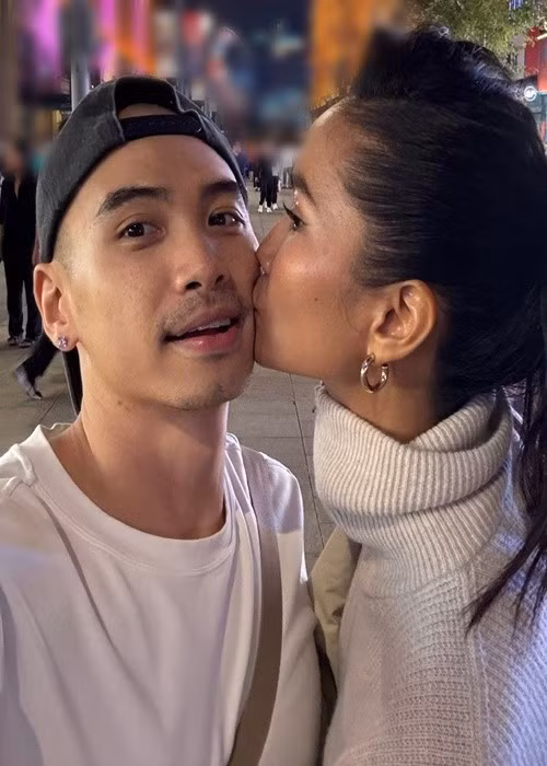 Sau khi kết hôn, Tuấn Khôi và H'hen Niê liên tục khoe ảnh ngày còn hẹn hò bí mật. Ảnh: FB H'hen Niê.