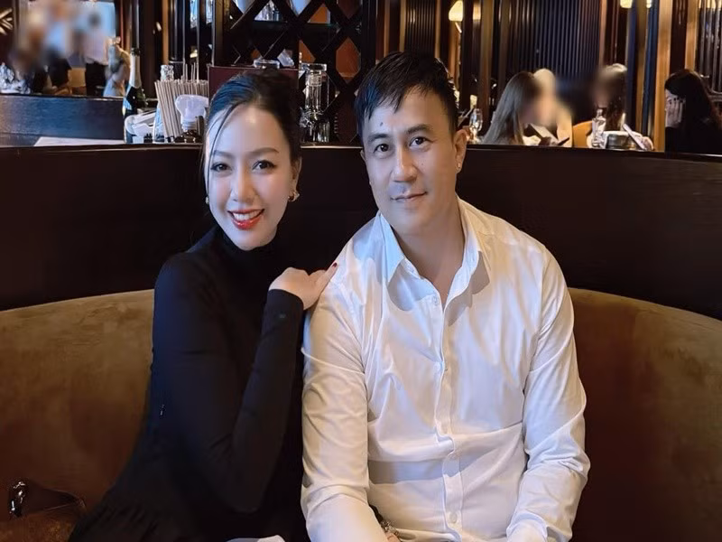 Trên trang cá nhân, Băng Di vừa khoe tin vui cầu hôn. Cô viết trên trang cá nhân: "Hành trình mới chắc chắn sẽ không thiếu lo lắng đối với một người từng sợ hôn nhân". Ảnh: FB Băng Di.