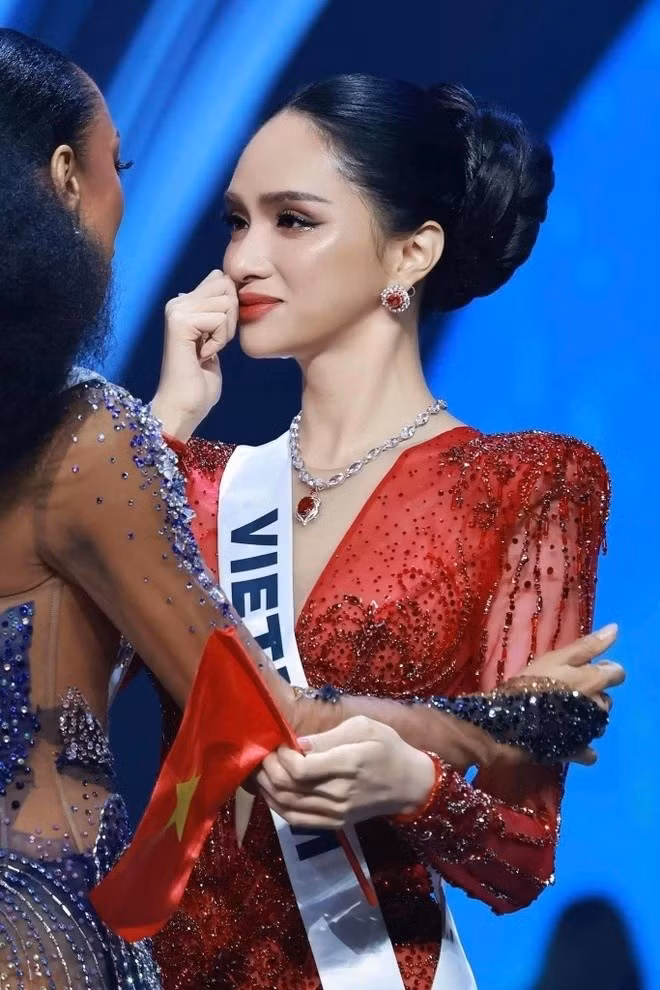 Dù Hương Giang không đạt thành tích như mong đợi nhưng hành trình của cô vẫn được nhiều khán giả ghi nhận. Ảnh: Znews.