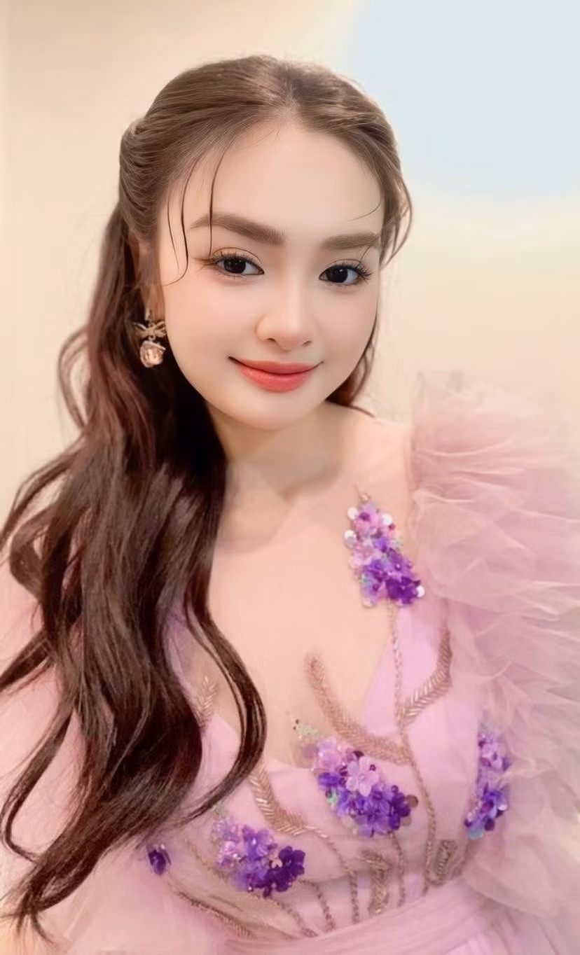 nhan1.jpg