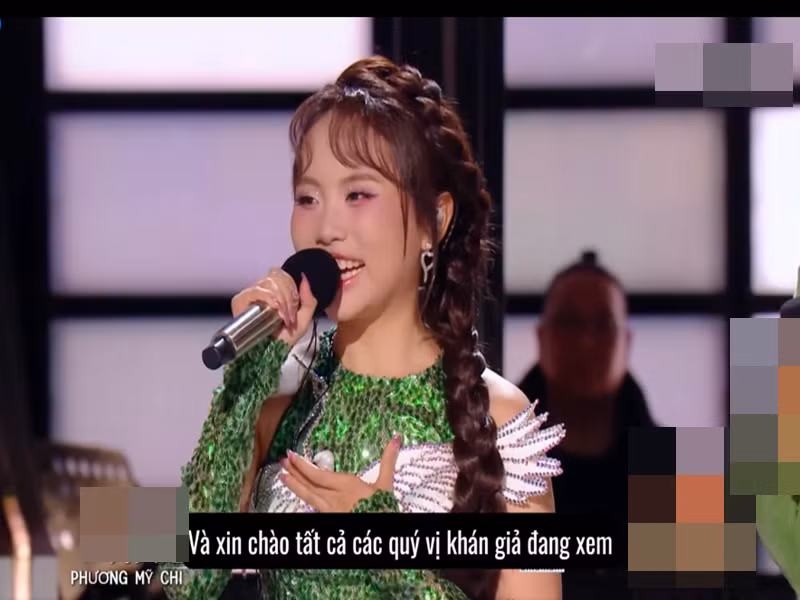 Trên trang cá nhân, Phương Mỹ Chi vừa chia sẻ clip tham gia chương trình Sing! Asia 2025. Ở cuộc thi, cô chào hỏi khán giả và các giám khảo bằng tiếng Việt, Anh và Trung. Ảnh: FB Phương Mỹ Chi.