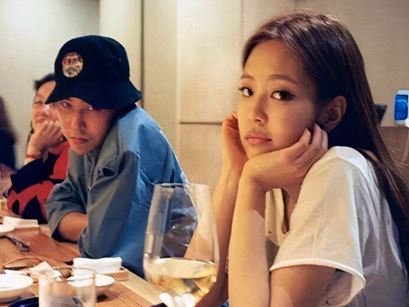 G-Dragon còn vướng nghi vấn tình ái với ca sĩ Sohee (Wonder Girls), ca sĩ Taeyeon (SNSD), ca sĩ Dara (2NE1), ca sĩ Jooyeon (After School), ca sĩ Jennie (Blackpink). Ảnh: VTV.
