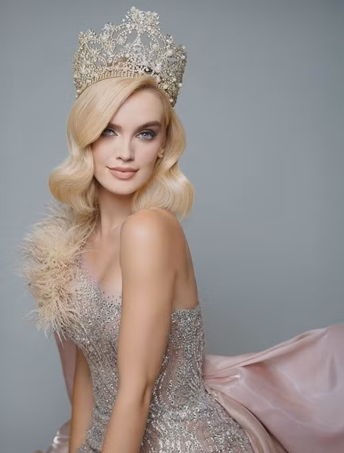 Alba Perez sở hữu gương mặt đẹp ngọt ngào. Mỹ nhân Tây Ban Nha là người mẫu, sinh viên ngành y khoa. Ảnh: Instagram Alba Perez.