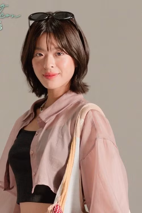 Hồng Khanh chia sẻ trên VOV, nhân vật Linh trong Thế hệ kỳ tích đòi hỏi ngoại hình gọn gàng. Chính vì vậy, con gái nghệ sĩ Chiều Xuân quyết tâm giảm cân. Ảnh: FB Hồng Khanh.