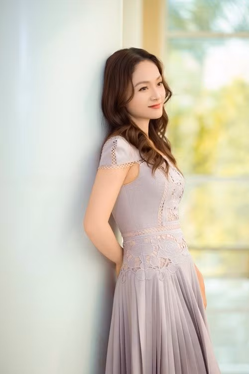 Lan Phương kết hôn năm 2018 với David Duffy. Mới đây, nữ diễn viên ly hôn, giành được quyền nuôi hai con gái. Ảnh: FB Lan Phương.
