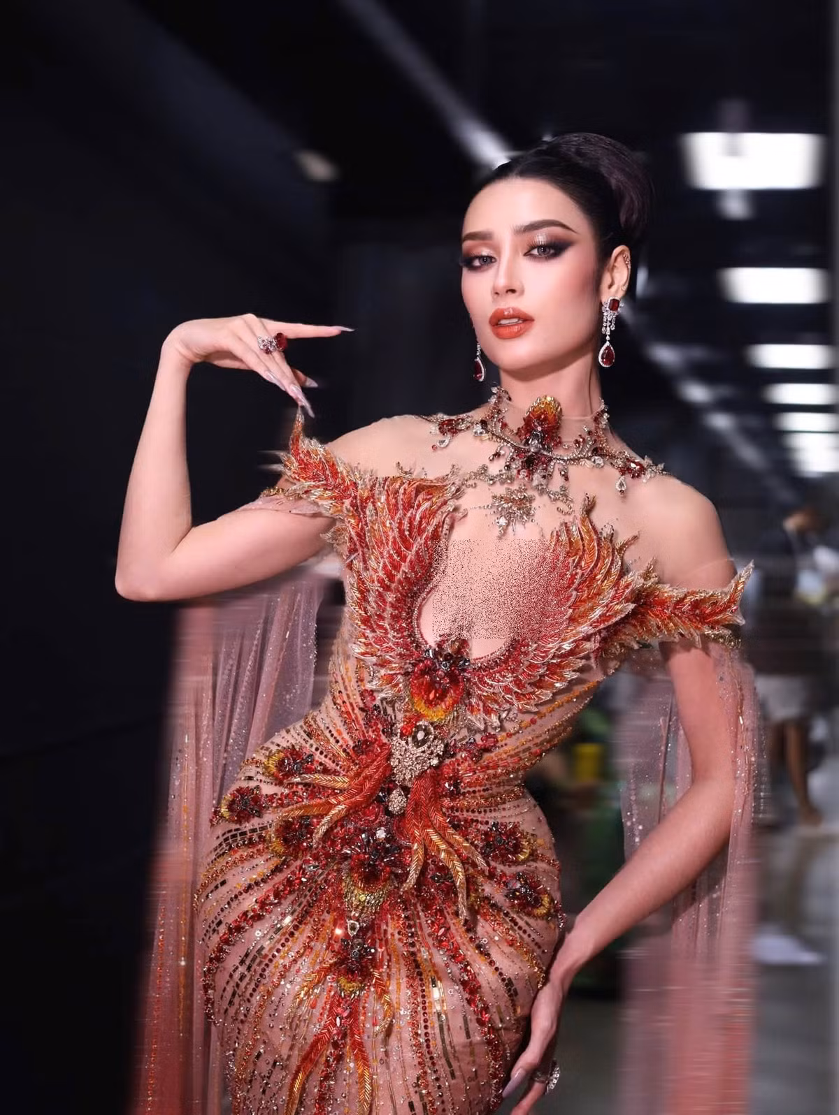 Gallery - Emoura Phạm có làm nên chuyện ở chung kết Miss Grand International 2026? - image 1