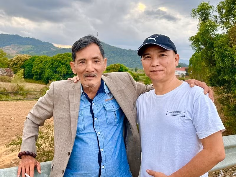 Trong cuộc phỏng vấn với Gia Đình và Xã Hội, Tô Hiếu cho biết, anh giúp đỡ Thương Tín hoàn toàn với tâm thế tự nguyện và mục đích trong sáng. Ảnh: Vietnamnet.