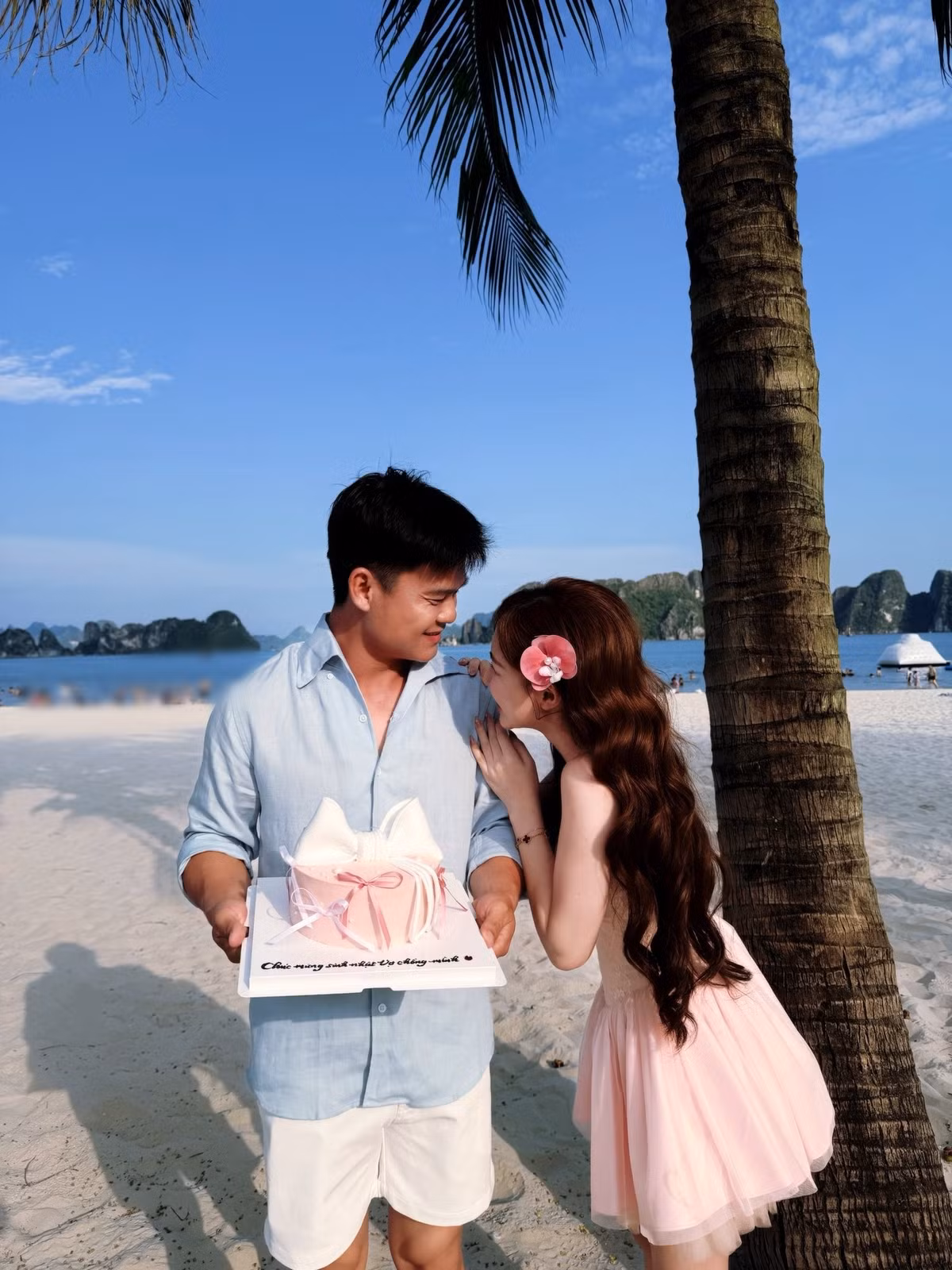 Nữ ca sĩ chọn cách tận hưởng ngày đặc biệt bằng những khoảnh khắc riêng tư thay vì tổ chức tiệc rình rang.