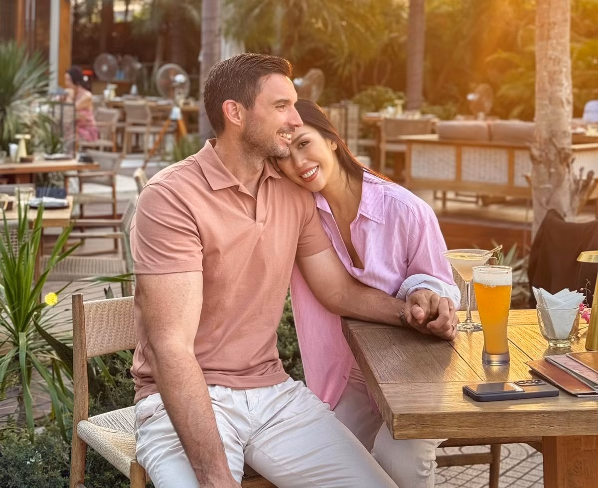 Trên trang cá nhân, siêu mẫu Hà Anh vừa trải lòng về cuộc hôn nhân với Olly Dowden- nam giáo viên tiểu học người Anh.