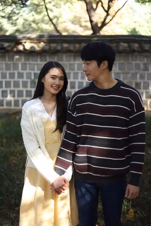 Bạn diễn của Jung Il Woo trong Mang mẹ đi bỏ là Juliet Bảo Ngọc. Ảnh: Người Lao Động.