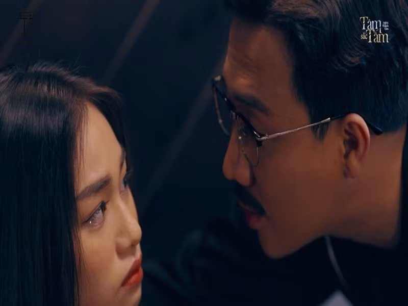 Ngân Hòa từng đóng chung phim với Trấn Thành. Trong web drama Tâm sắc Tấm, Ngân Hòa vào vai Trinh - một người tình của "ông hoàng truyền thông" Louis Trần (Trấn Thành đóng). Ảnh: Tổ Quốc.