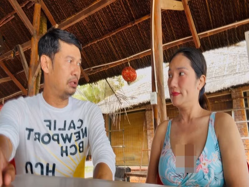Gần đây, Tiết Cương và Cát Tường hội ngộ, chia sẻ về kinh nghiệm nuôi con. Ảnh: FB Cát Tường.