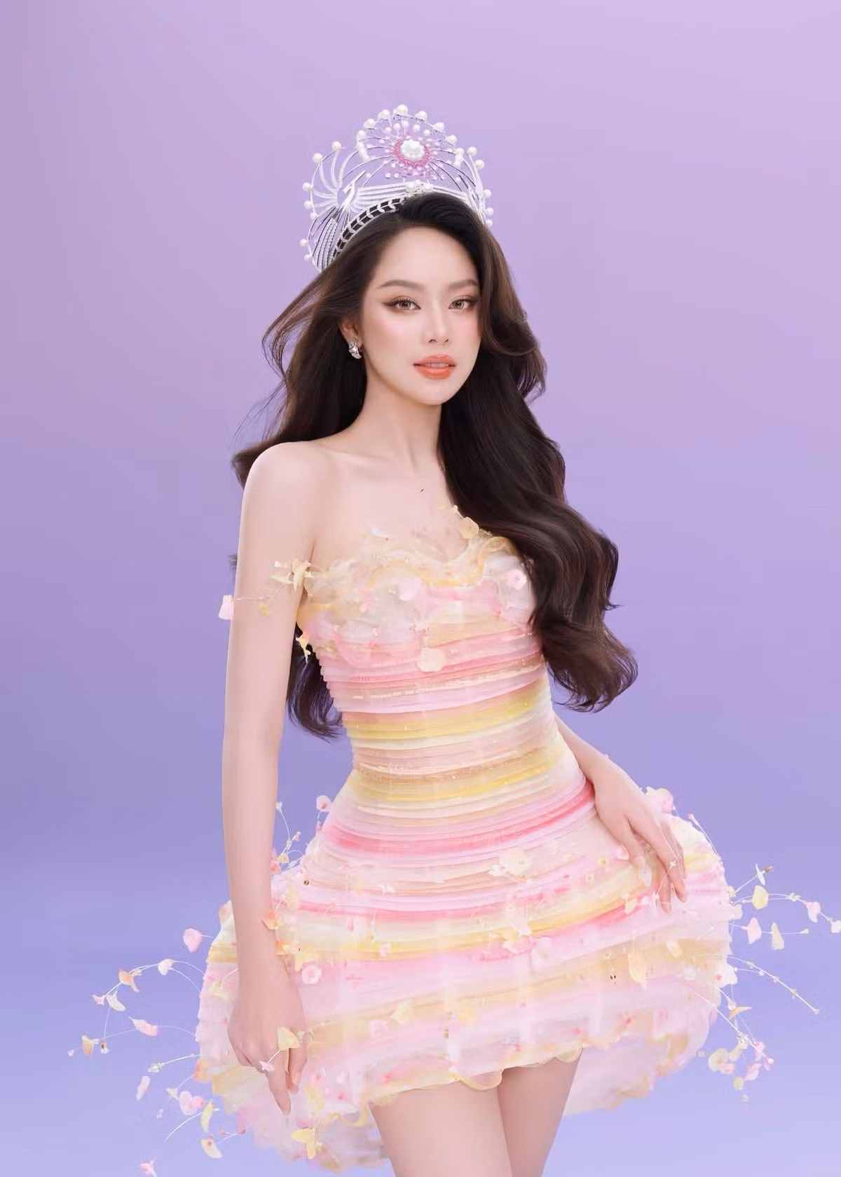 Mỗi năm, chuyên trang sắc đẹp Missosology đều tổ chức cuộc bầu chọn Timeless Beauty (Tạm dịch: Vẻ đẹp vượt thời gian) để tìm ra hoa hậu đẹp nhất trong năm sau khi mùa hoa hậu quốc tế kết thúc. Mới nhất, Missosology đã công bố kết quả vòng cuối cùng của Vẻ đẹp vượt thời gian 2024. Trong danh sách, Thanh Thủy - Hoa hậu Quốc tế 2024 lọt top 10. Ảnh: FB Thanh Thủy.