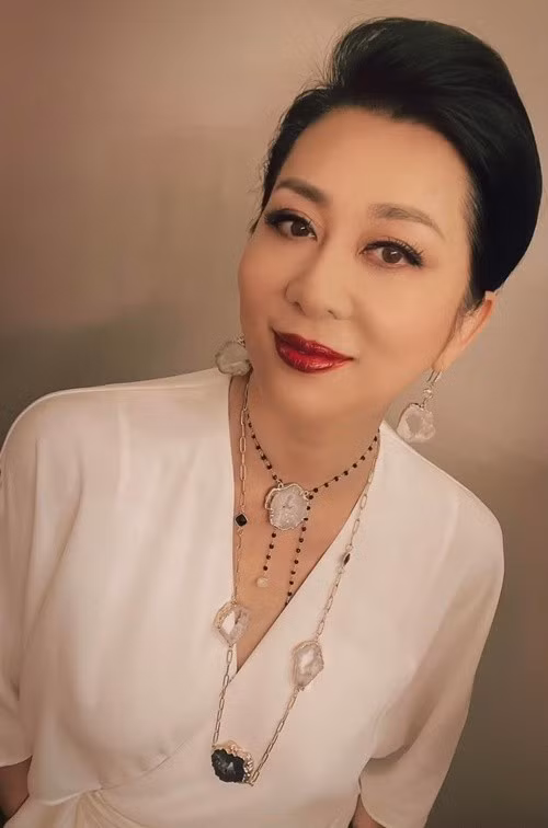 Theo Vietnamnet, năm 2024, nữ MC chia sẻ, cô đã nghĩ đến kế hoạch giải nghệ. Ảnh: FB Kỳ Duyên.